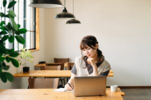 ユーキャンでの数秘術鑑定士講座の有無